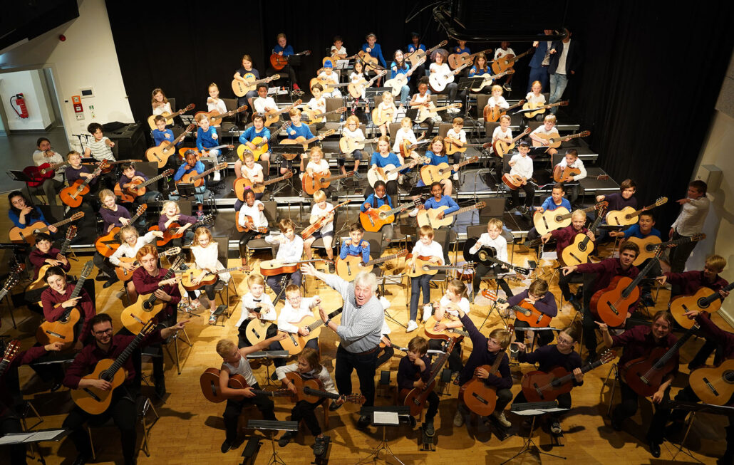 Gemeinsames Konzert mit Kinderliedermacher Rolf Zuckowski